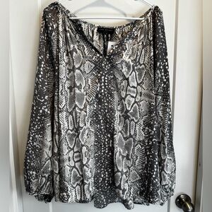 Lane Bryant Gray and White Snakeskin Blouse Size 22/24
